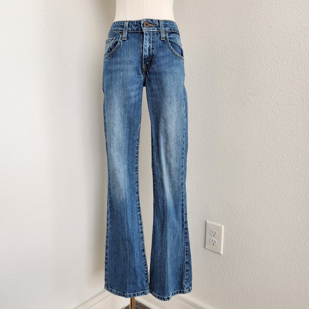 Vintage Y2K Levi's 518 Super Low Rise Boot Cut Denim Jeans Mid Wash Size 0